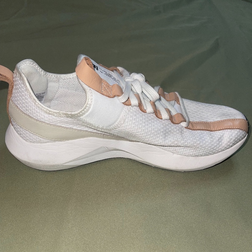 Men's Reebok Tech Graph Split Tennis Shoes - Picture 4 of 7